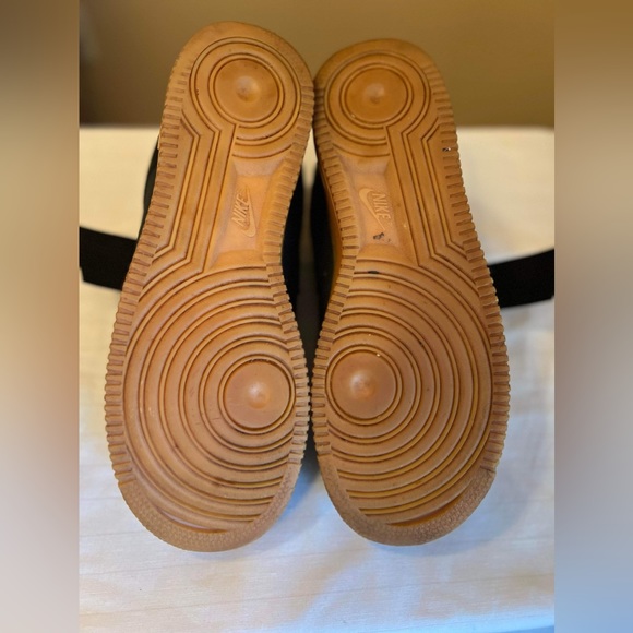 Air Force One Utility Men’s Shoes, size 9.5 - Picture 4 of 10